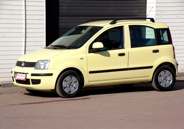 Fiat Panda cena 12900 przebieg: 148000, rok produkcji 2011 z Narol małe 379